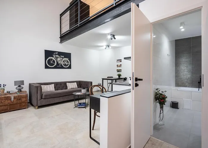 Station With Gallery Appartement *