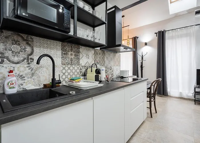 Station With Gallery Budapest