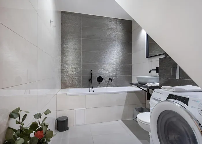 Station With Gallery